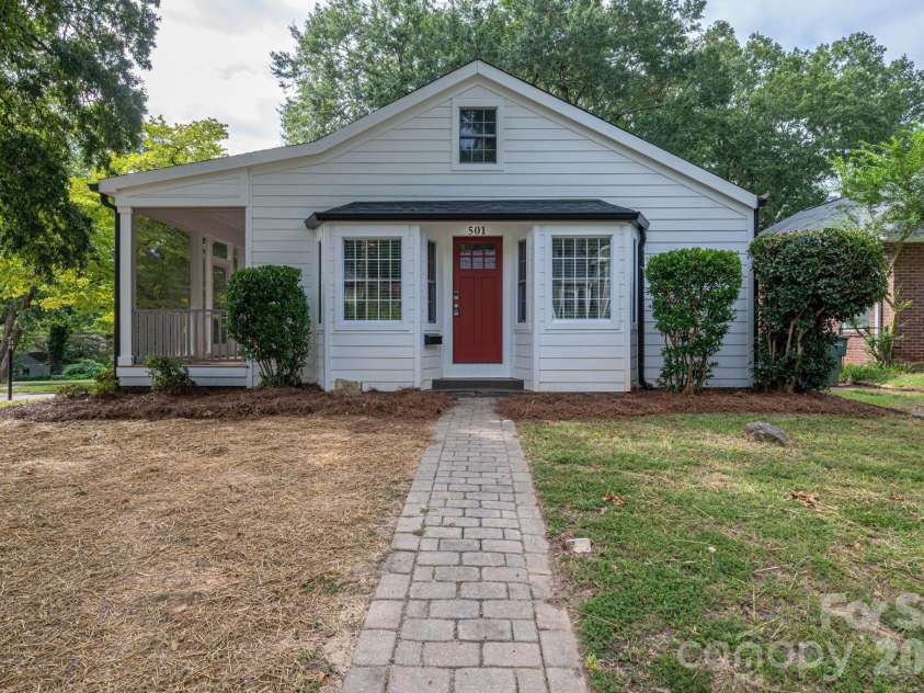501 Sixth Avenue, Gastonia, NC 28052.  MLS# CAR4425364, YatesRealty ID 52749. 