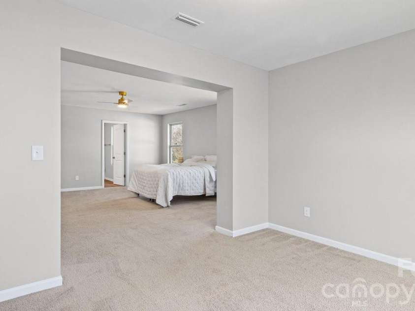 3213 Saddlebrook Drive, Midland, NC 28107.  MLS# CAR4355963, YatesRealty ID 5275. 