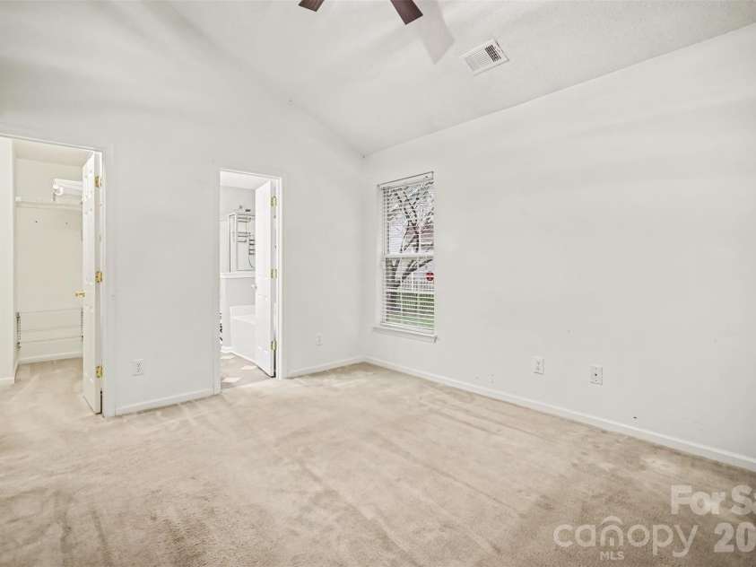 5321 Park Place Drive, Dallas, NC 28034.  MLS# CAR4426948, YatesRealty ID 52752. 