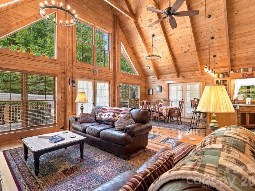 528 Manchester Road, Mount Gilead, NC 27306.  MLS# CAR4426384, YatesRealty ID 52753. 
