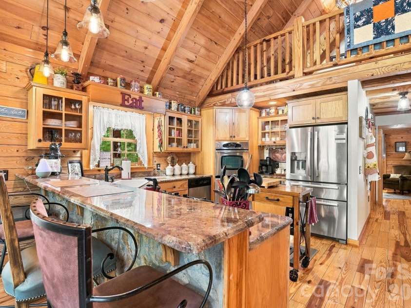 528 Manchester Road, Mount Gilead, NC 27306.  MLS# CAR4426384, YatesRealty ID 52753. 