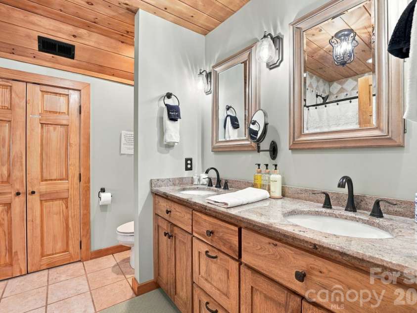 528 Manchester Road, Mount Gilead, NC 27306.  MLS# CAR4426384, YatesRealty ID 52753. 