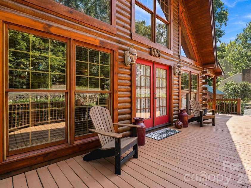 528 Manchester Road, Mount Gilead, NC 27306.  MLS# CAR4426384, YatesRealty ID 52753. 