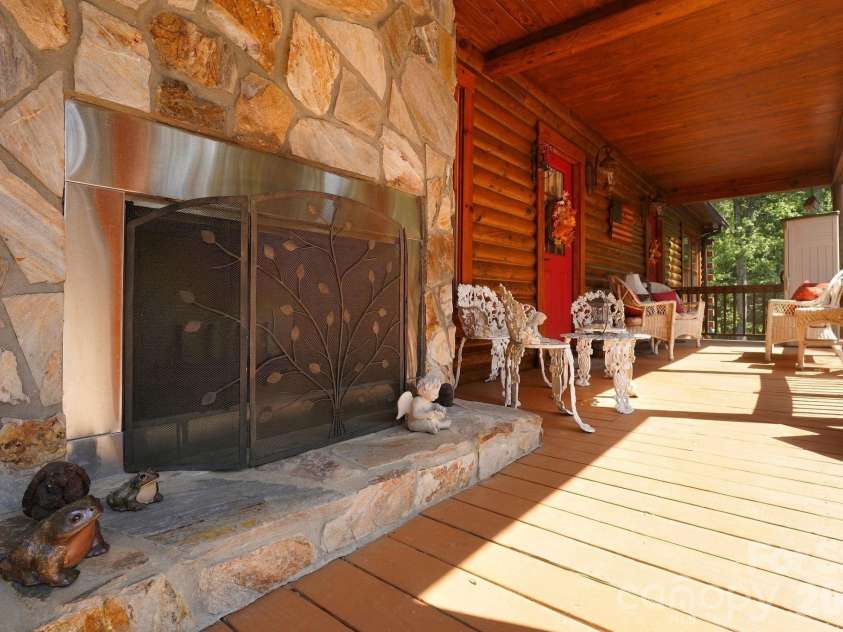 528 Manchester Road, Mount Gilead, NC 27306.  MLS# CAR4426384, YatesRealty ID 52753. 