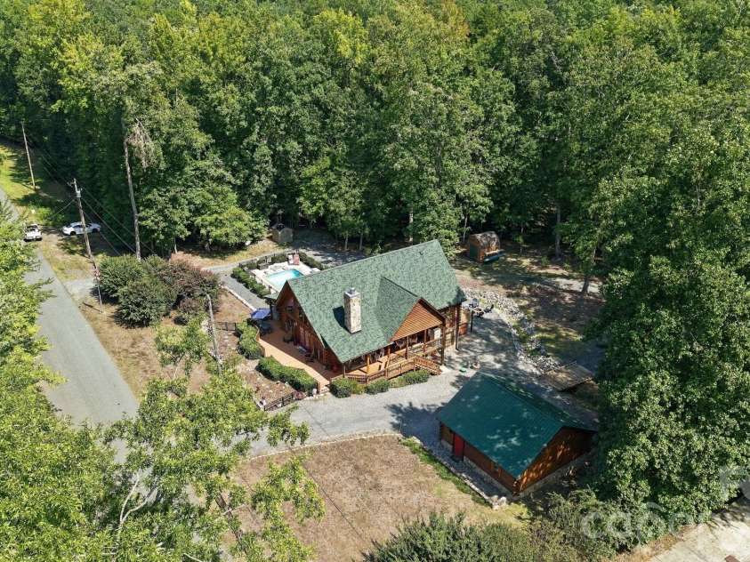 528 Manchester Road, Mount Gilead, NC 27306.  MLS# CAR4426384, YatesRealty ID 52753. 