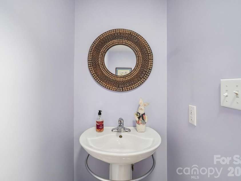 1000 Reems Cove Road, Marshall, NC 28753.  MLS# CAR4428034, YatesRealty ID 52754. 