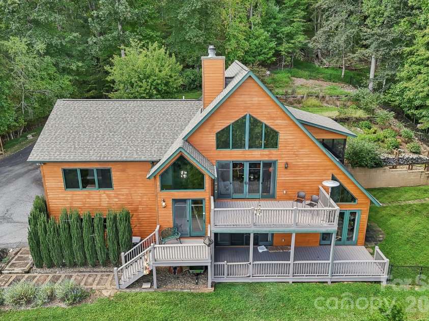 1000 Reems Cove Road, Marshall, NC 28753.  MLS# CAR4428034, YatesRealty ID 52754. Front of home