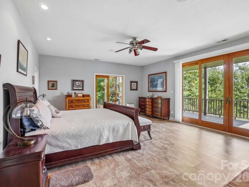 1000 Reems Cove Road, Marshall, NC 28753.  MLS# CAR4428034, YatesRealty ID 52754. Master on lower level