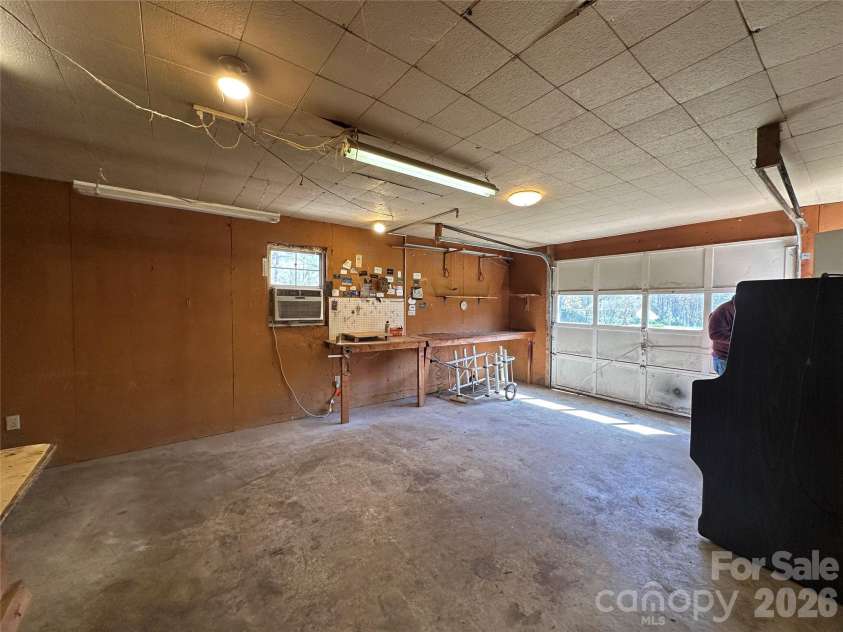 650 Brown Berry Road, North Wilkesboro, NC 28659.  MLS# CAR4358415, YatesRealty ID 5276. 