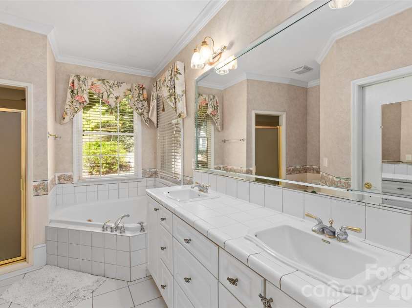 144 Cliff Side Trail, Pilot Mountain, NC 27041.  MLS# CAR4428183, YatesRealty ID 52760. 
