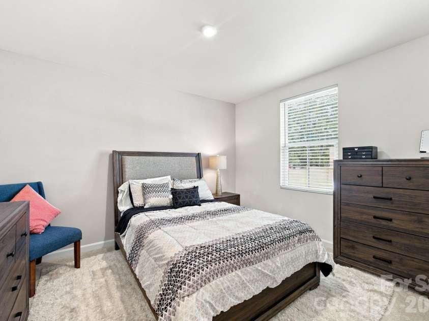 5108 Rustling Pines Court, Charlotte, NC 28215.  MLS# CAR4425354, YatesRealty ID 52761. 