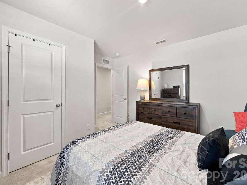 5108 Rustling Pines Court, Charlotte, NC 28215.  MLS# CAR4425354, YatesRealty ID 52761. 