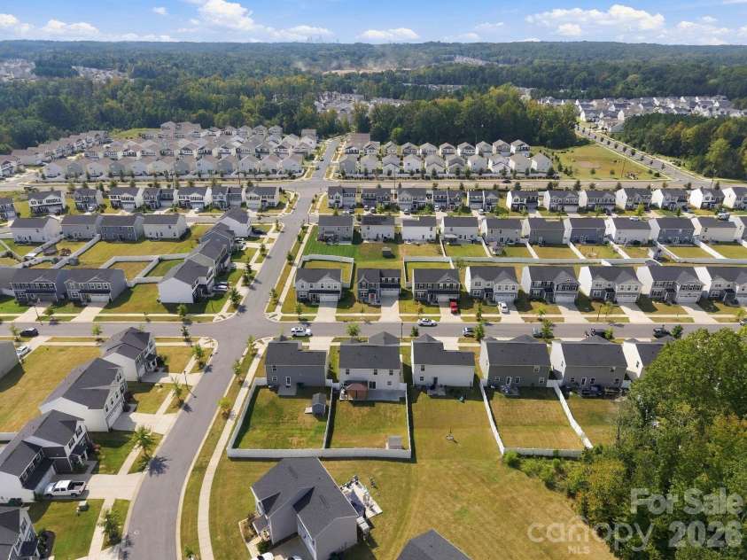 5108 Rustling Pines Court, Charlotte, NC 28215.  MLS# CAR4425354, YatesRealty ID 52761. 