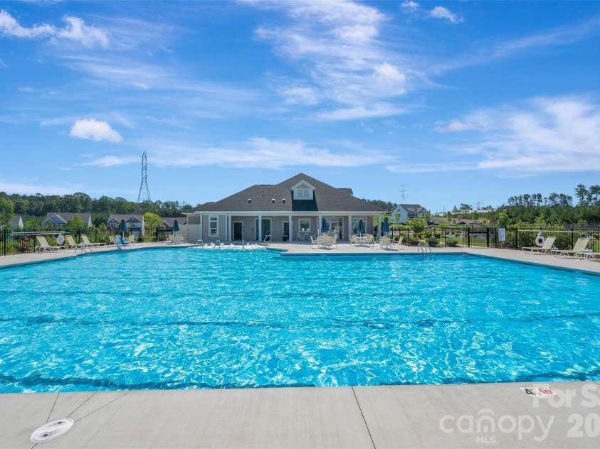 8886 Visgrove Drive, Sherrills Ford, NC 28673.  MLS# CAR4427881, YatesRealty ID 52764. Amenity