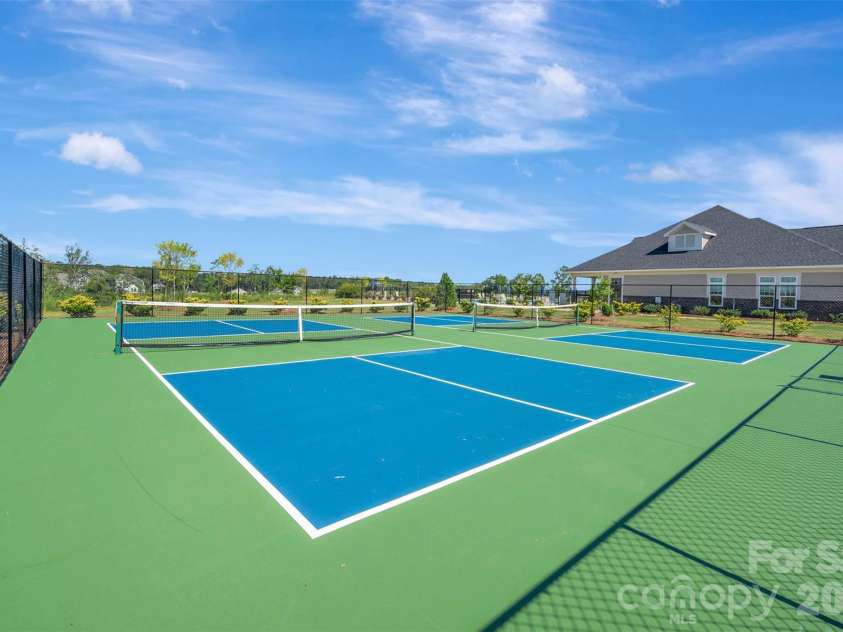 8886 Visgrove Drive, Sherrills Ford, NC 28673.  MLS# CAR4427881, YatesRealty ID 52764. Amenity
