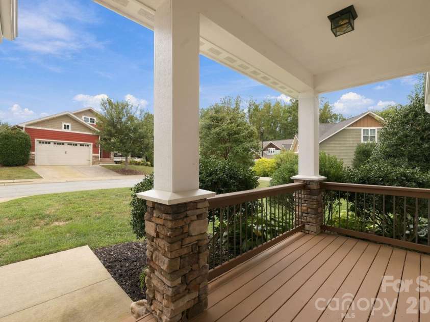 26 Asher Lane, Arden, NC 28704.  MLS# CAR4428144, YatesRealty ID 52765. 