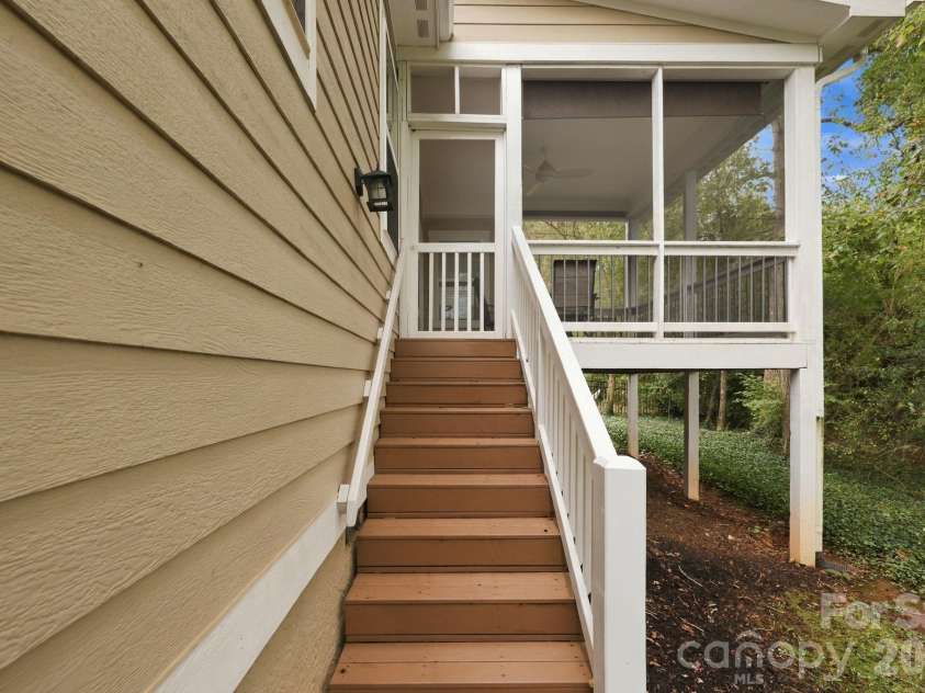 26 Asher Lane, Arden, NC 28704.  MLS# CAR4428144, YatesRealty ID 52765. 