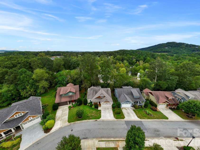 26 Asher Lane, Arden, NC 28704.  MLS# CAR4428144, YatesRealty ID 52765. 