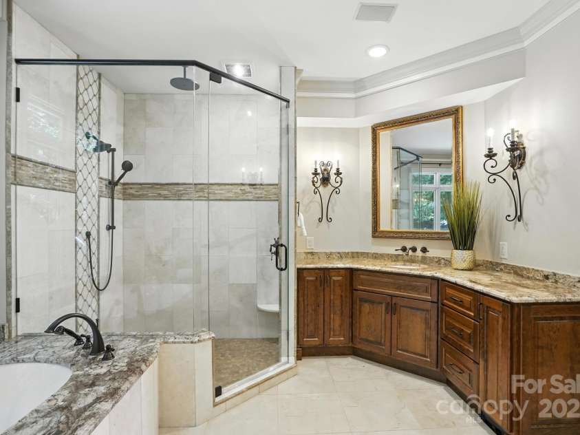 20428 Island Forest Drive, Cornelius, NC 28031.  MLS# CAR4243921, YatesRealty ID 5277. 