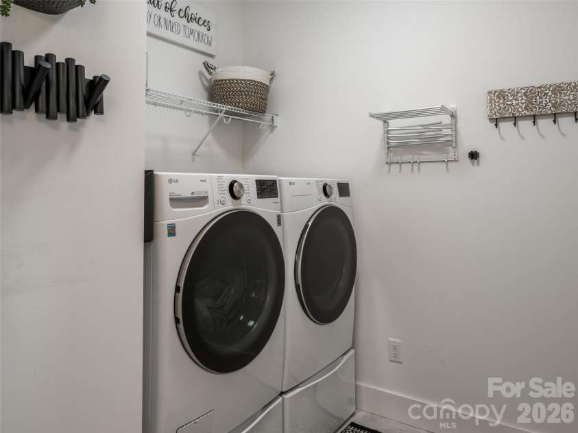 9 Cozy Cottage Way, Arden, NC 28704.  MLS# CAR4428173, YatesRealty ID 52775. 