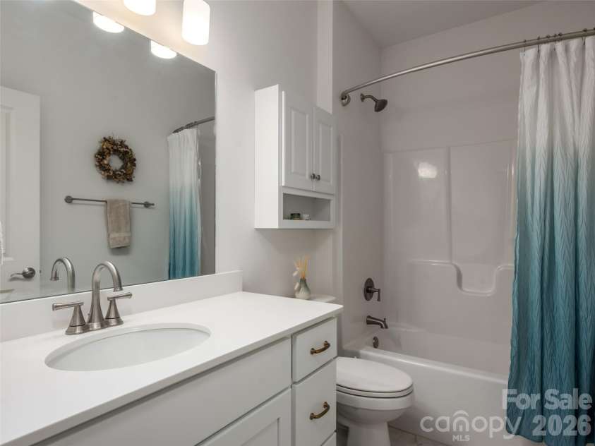 11 Cozy Cottage Way, Arden, NC 28704.  MLS# CAR4428196, YatesRealty ID 52778. 