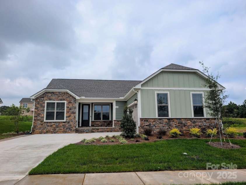 2093 Fordhill Street, Rock Hill, SC 29732.  MLS# CAR4329674, YatesRealty ID 5278. 