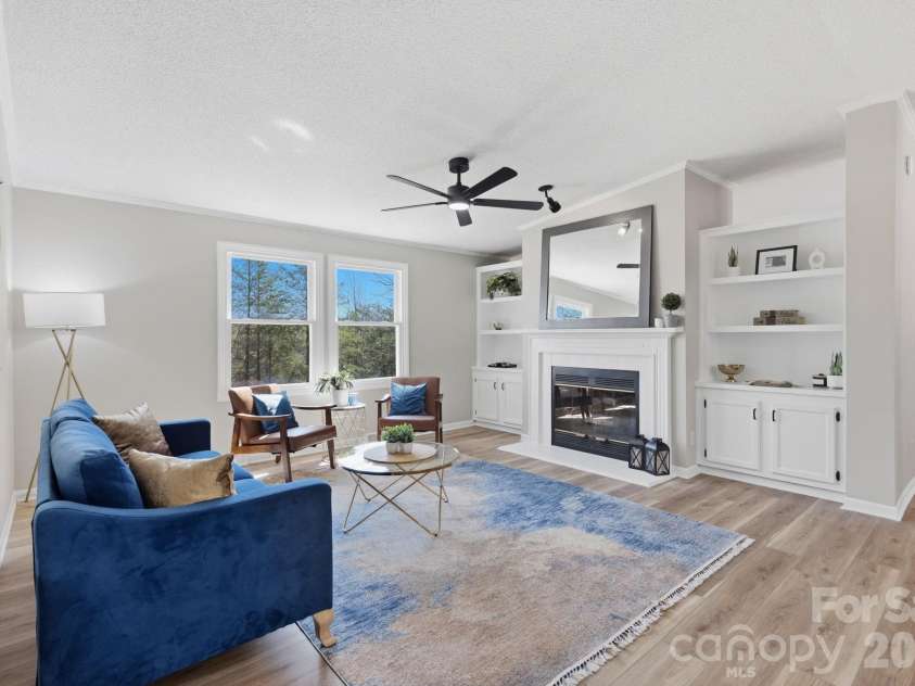 5218 Stoney Oaks Drive, Gastonia, NC 28052.  MLS# CAR4357502, YatesRealty ID 5278. 