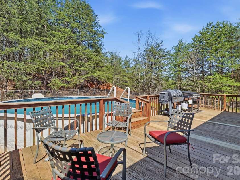 5218 Stoney Oaks Drive, Gastonia, NC 28052.  MLS# CAR4357502, YatesRealty ID 5278. 