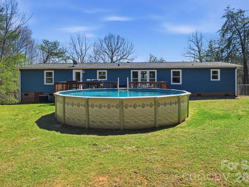 5218 Stoney Oaks Drive, Gastonia, NC 28052.  MLS# CAR4357502, YatesRealty ID 5278. 