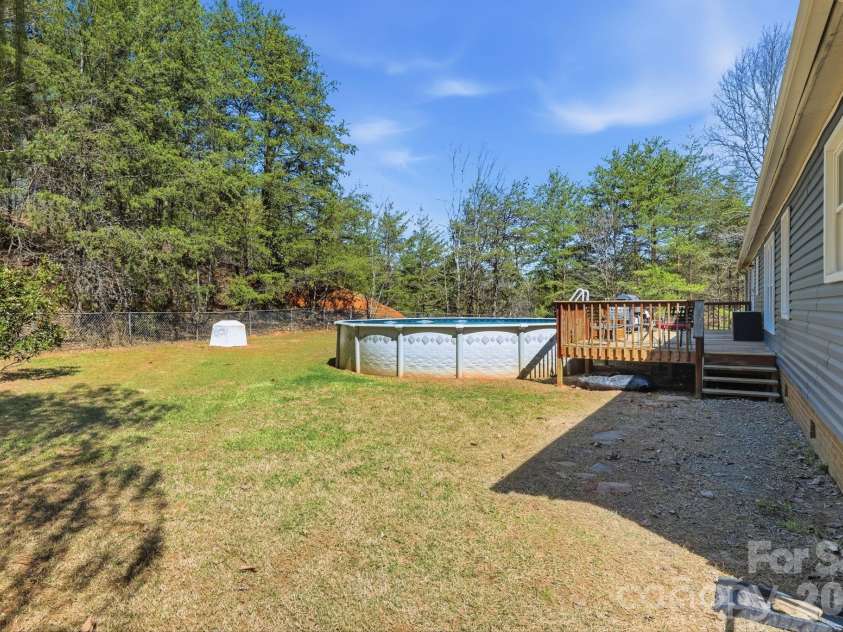 5218 Stoney Oaks Drive, Gastonia, NC 28052.  MLS# CAR4357502, YatesRealty ID 5278. 