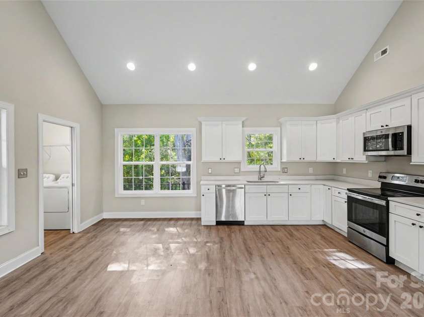 161 Ole Eastpointe Drive, York, SC 29745.  MLS# CAR4426181, YatesRealty ID 52780. 