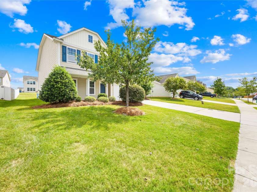 12859 Clydesdale Drive, Midland, NC 28107.  MLS# CAR4428177, YatesRealty ID 52785. 