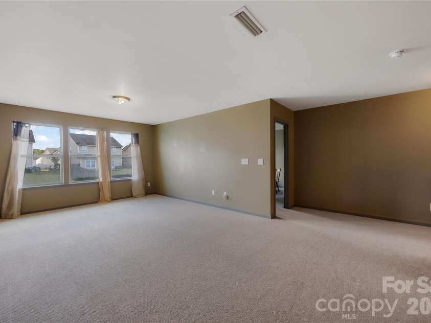 12859 Clydesdale Drive, Midland, NC 28107.  MLS# CAR4428177, YatesRealty ID 52785. 