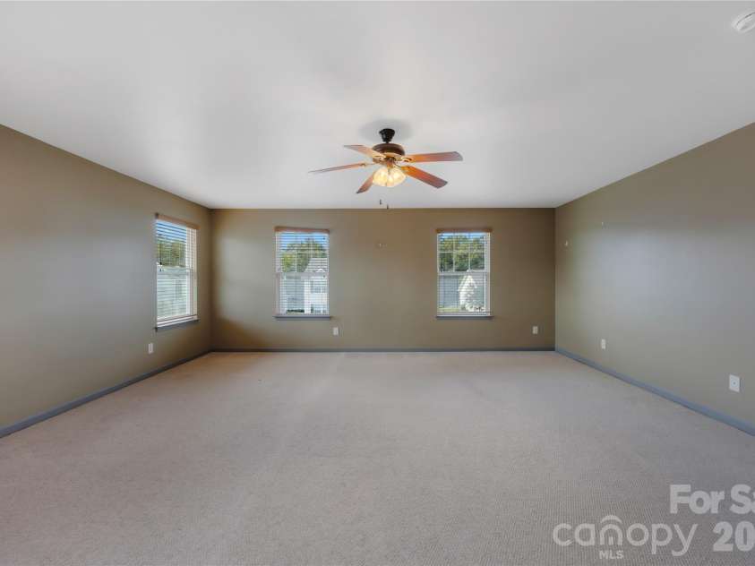12859 Clydesdale Drive, Midland, NC 28107.  MLS# CAR4428177, YatesRealty ID 52785. 