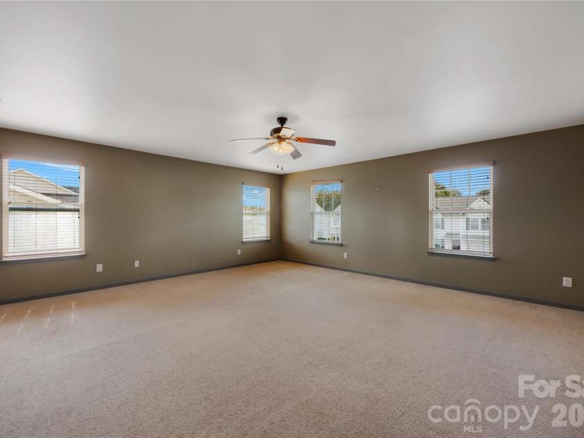 12859 Clydesdale Drive, Midland, NC 28107.  MLS# CAR4428177, YatesRealty ID 52785. 