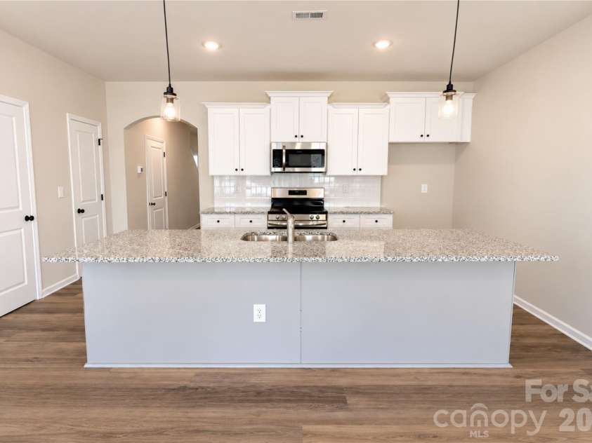 5921 Wallace Avenue, Charlotte, NC 28227.  MLS# CAR4428124, YatesRealty ID 52786. 
