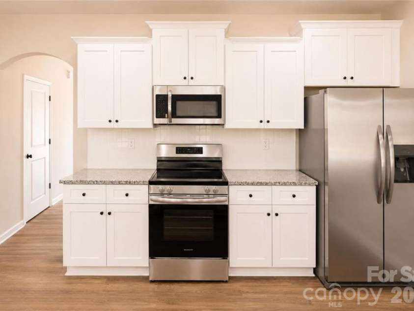 5921 Wallace Avenue, Charlotte, NC 28227.  MLS# CAR4428124, YatesRealty ID 52786. 