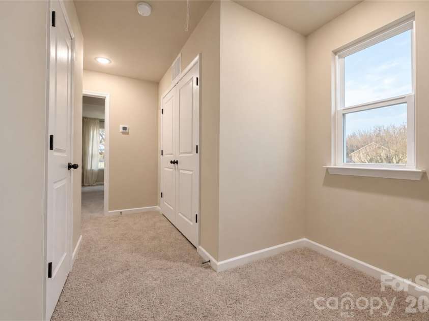5921 Wallace Avenue, Charlotte, NC 28227.  MLS# CAR4428124, YatesRealty ID 52786. 