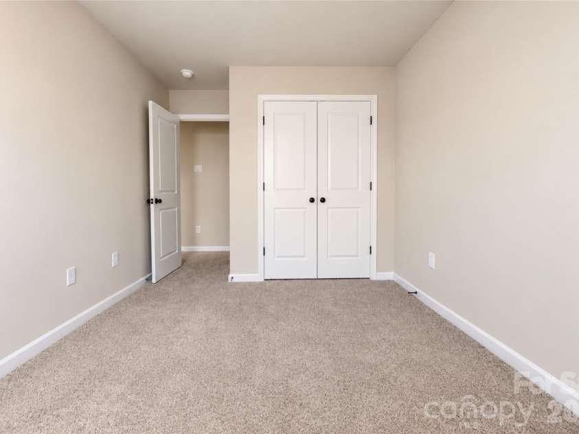 5921 Wallace Avenue, Charlotte, NC 28227.  MLS# CAR4428124, YatesRealty ID 52786. 