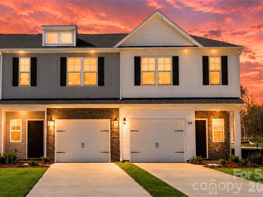 5921 Wallace Avenue, Charlotte, NC 28227.  MLS# CAR4428124, YatesRealty ID 52786. 