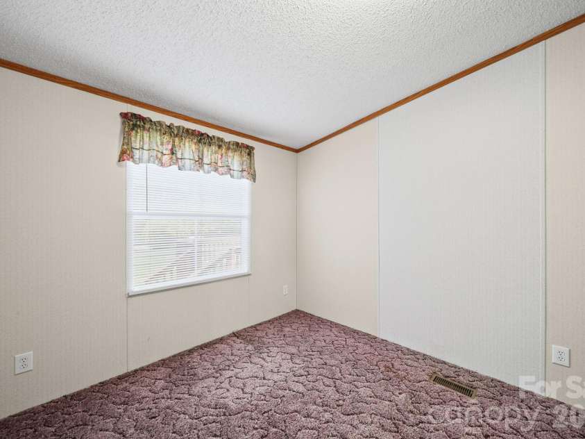420 Panther Point Trail, Richfield, NC 28137.  MLS# CAR4423340, YatesRealty ID 52788. 2nd bedroom