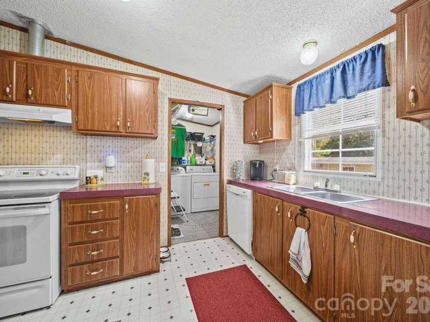 420 Panther Point Trail, Richfield, NC 28137.  MLS# CAR4423340, YatesRealty ID 52788. 