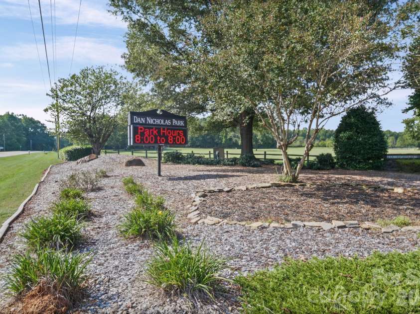 420 Panther Point Trail, Richfield, NC 28137.  MLS# CAR4423340, YatesRealty ID 52788. Dan Nicholas Park is 8 miles away