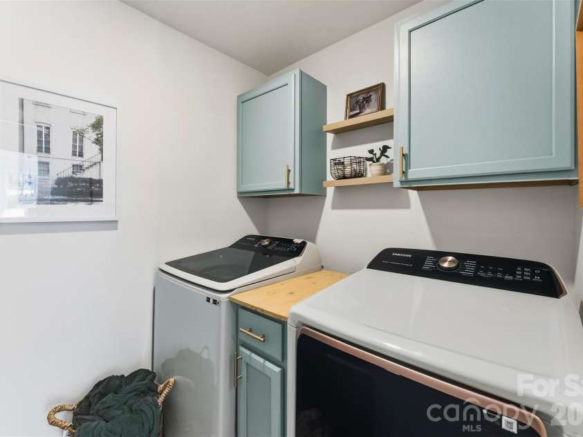 12001 Sam Snead Court, Lancaster, SC 29720.  MLS# CAR4357284, YatesRealty ID 5279. Laundry Room