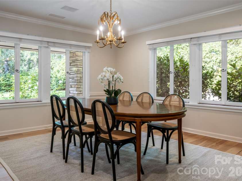 6 Deerfield Road, Asheville, NC 28803.  MLS# CAR4423858, YatesRealty ID 52791. 