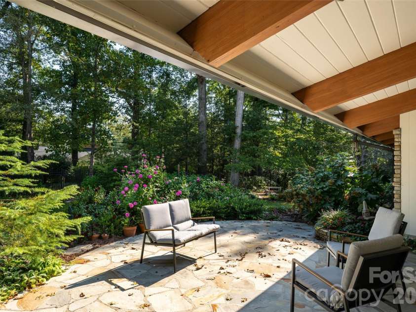 6 Deerfield Road, Asheville, NC 28803.  MLS# CAR4423858, YatesRealty ID 52791. 
