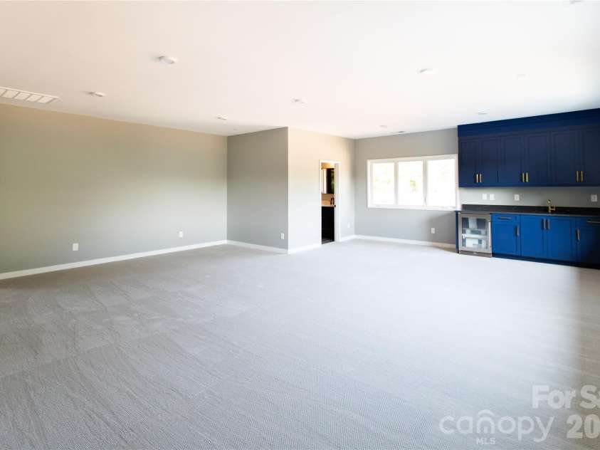 1010 Cane Manor Court, Waxhaw, NC 28173.  MLS# CAR4411376, YatesRealty ID 52796. 