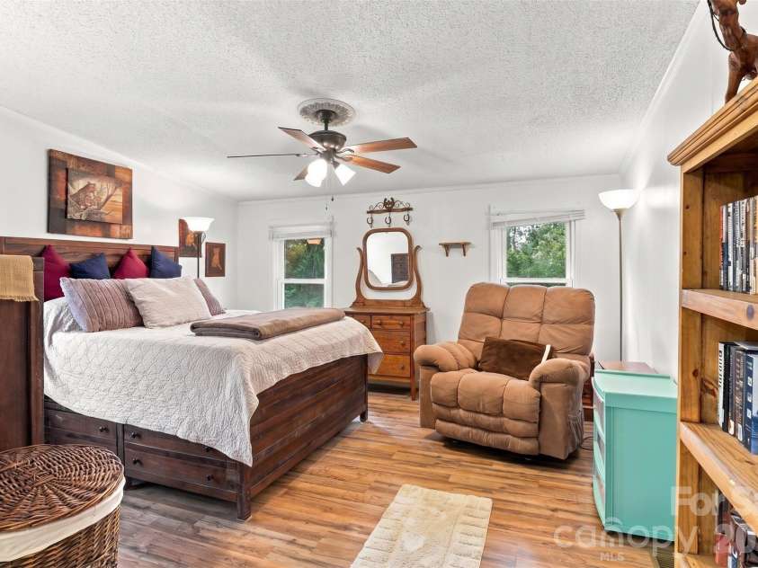 106 Amy Drive, Kings Mountain, NC 28086.  MLS# CAR4428225, YatesRealty ID 52798. 