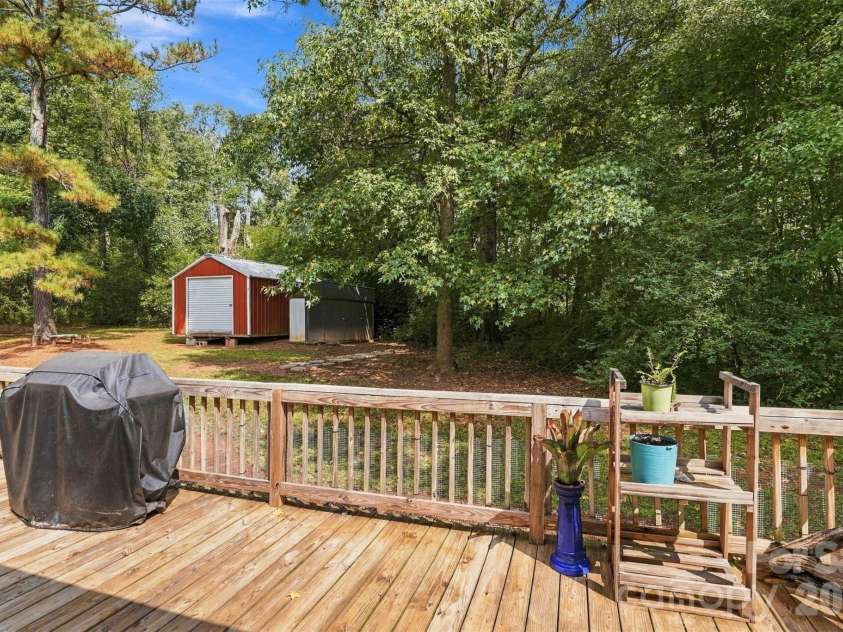 106 Amy Drive, Kings Mountain, NC 28086.  MLS# CAR4428225, YatesRealty ID 52798. 