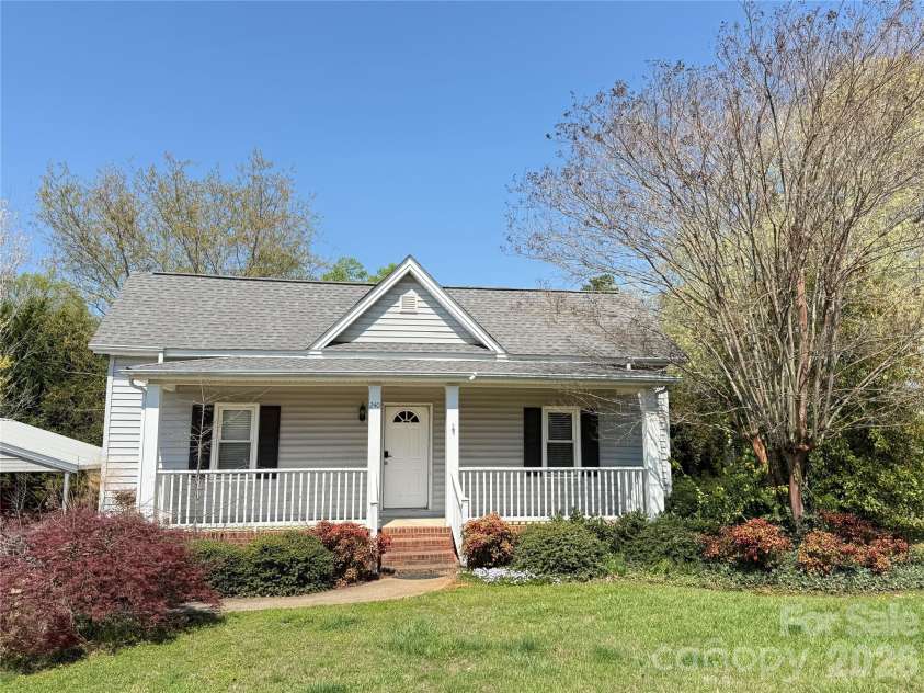 240 Nixon Road, Belmont, NC 28012.  MLS# CAR4428255, YatesRealty ID 52799. 